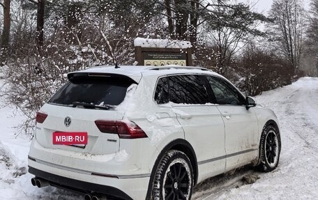 Volkswagen Tiguan II, 2018 год, 2 550 000 рублей, 11 фотография