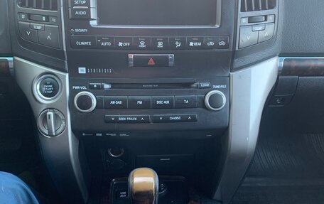 Toyota Land Cruiser 200, 2011 год, 3 950 000 рублей, 10 фотография