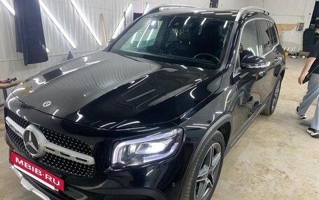Mercedes-Benz GLB, 2021 год, 3 700 000 рублей, 2 фотография
