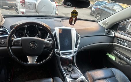 Cadillac SRX II рестайлинг, 2011 год, 1 400 000 рублей, 5 фотография