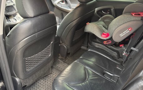 Toyota RAV4, 2011 год, 1 250 000 рублей, 17 фотография