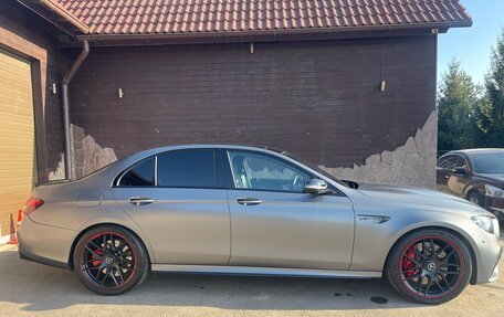 Mercedes-Benz E-Класс AMG, 2017 год, 5 800 000 рублей, 5 фотография