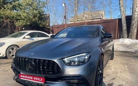 Mercedes-Benz E-Класс AMG, 2017 год, 5 800 000 рублей, 16 фотография