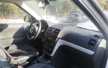 Skoda Yeti I рестайлинг, 2011 год, 480 000 рублей, 7 фотография