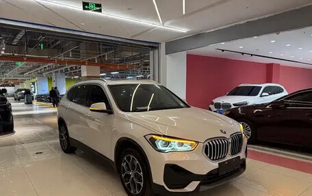 BMW X1, 2022 год, 1 655 000 рублей, 3 фотография