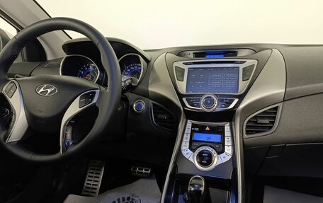 Hyundai Avante, 2011 год, 1 050 000 рублей, 10 фотография