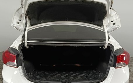 Hyundai Avante, 2011 год, 1 050 000 рублей, 24 фотография