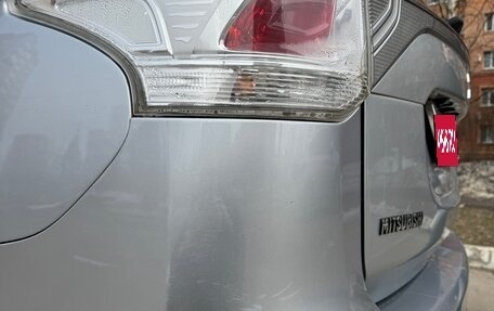 Mitsubishi Outlander III рестайлинг 3, 2014 год, 1 050 000 рублей, 17 фотография