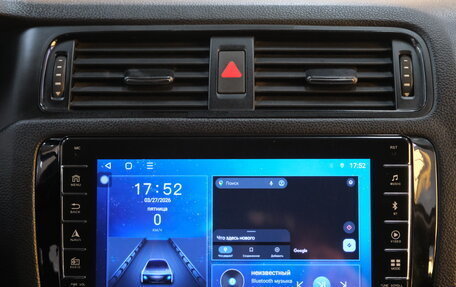 Volkswagen Jetta VI, 2011 год, 919 000 рублей, 16 фотография