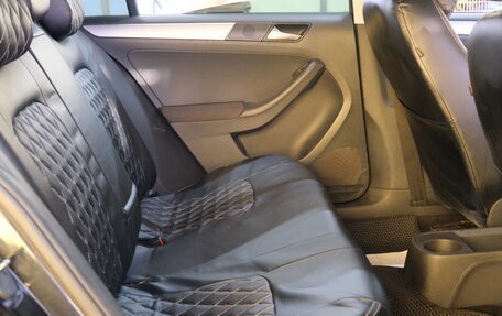 Volkswagen Jetta VI, 2011 год, 919 000 рублей, 23 фотография