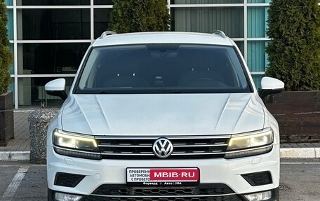 Volkswagen Tiguan II, 2017 год, 2 120 000 рублей, 2 фотография