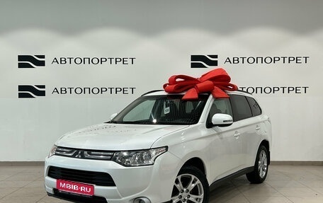 Mitsubishi Outlander III рестайлинг 3, 2013 год, 1 099 000 рублей, 1 фотография