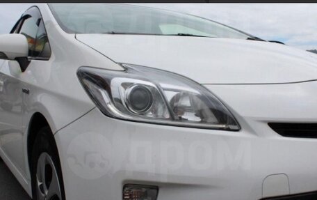 Toyota Prius, 2013 год, 1 200 000 рублей, 3 фотография