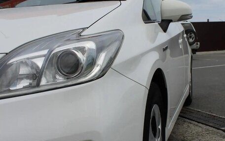 Toyota Prius, 2013 год, 1 200 000 рублей, 11 фотография