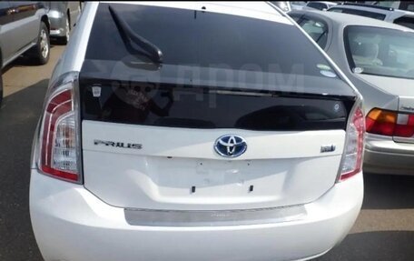 Toyota Prius, 2013 год, 1 200 000 рублей, 10 фотография