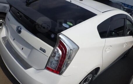 Toyota Prius, 2013 год, 1 200 000 рублей, 8 фотография