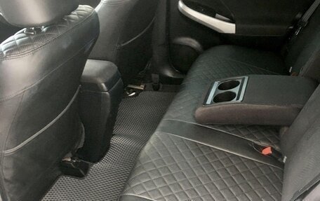 Toyota Prius, 2013 год, 1 200 000 рублей, 18 фотография