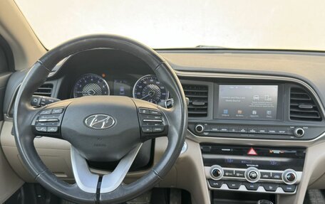 Hyundai Elantra VI рестайлинг, 2018 год, 1 525 000 рублей, 11 фотография