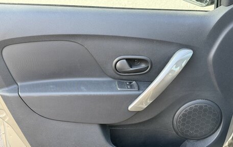 Renault Logan II, 2022 год, 1 155 000 рублей, 12 фотография