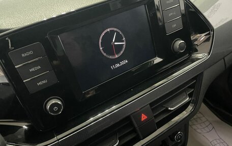 Volkswagen Polo VI (EU Market), 2021 год, 2 015 000 рублей, 16 фотография