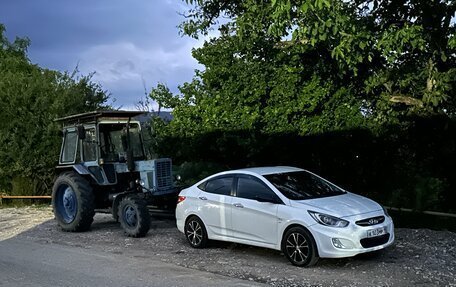 Hyundai Solaris II рестайлинг, 2013 год, 790 000 рублей, 8 фотография