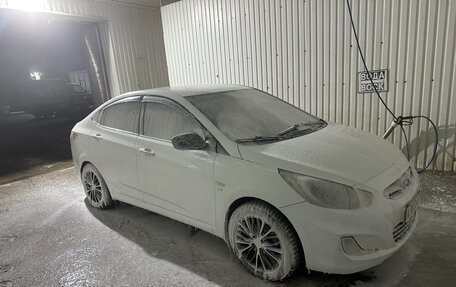 Hyundai Solaris II рестайлинг, 2013 год, 790 000 рублей, 14 фотография