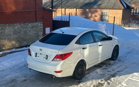 Hyundai Solaris II рестайлинг, 2013 год, 790 000 рублей, 20 фотография