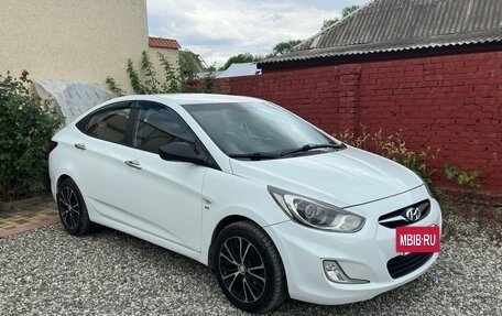 Hyundai Solaris II рестайлинг, 2013 год, 790 000 рублей, 9 фотография