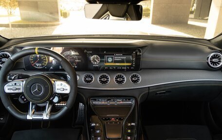 Mercedes-Benz AMG GT I рестайлинг, 2019 год, 12 800 000 рублей, 26 фотография