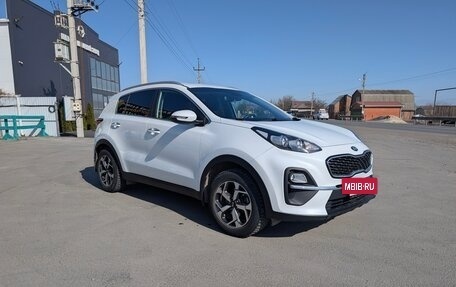 KIA Sportage IV рестайлинг, 2020 год, 2 590 000 рублей, 3 фотография