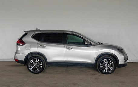 Nissan X-Trail, 2019 год, 2 370 000 рублей, 8 фотография