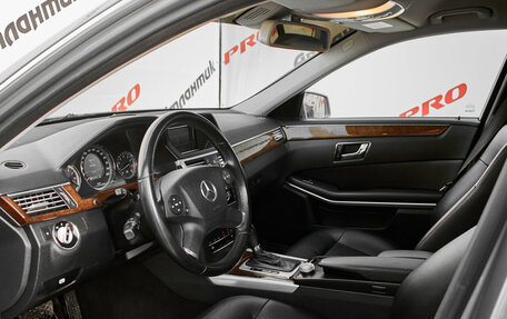 Mercedes-Benz E-Класс, 2010 год, 1 595 000 рублей, 10 фотография