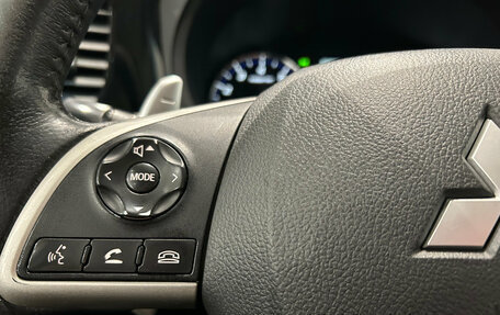 Mitsubishi Outlander III рестайлинг 3, 2013 год, 1 099 000 рублей, 22 фотография