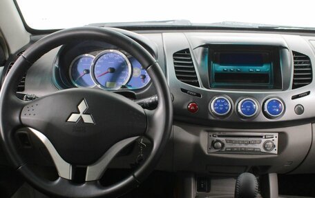 Mitsubishi L200 IV рестайлинг, 2008 год, 1 170 000 рублей, 15 фотография