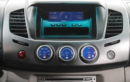 Mitsubishi L200 IV рестайлинг, 2008 год, 1 170 000 рублей, 14 фотография