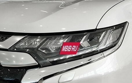 Mitsubishi Outlander III рестайлинг 3, 2020 год, 2 699 000 рублей, 21 фотография