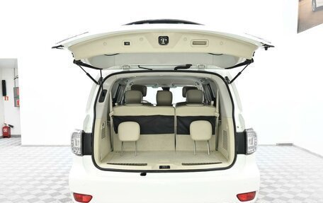 Nissan Patrol, 2011 год, 1 615 000 рублей, 13 фотография