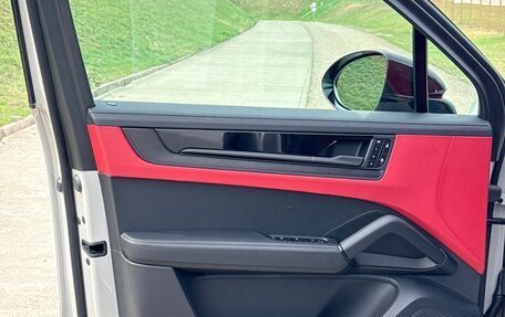 Porsche Cayenne III, 2026 год, 18 900 000 рублей, 19 фотография