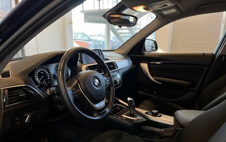BMW 1 серия, 2018 год, 2 090 000 рублей, 19 фотография