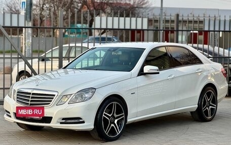 Mercedes-Benz E-Класс, 2010 год, 1 499 000 рублей, 3 фотография