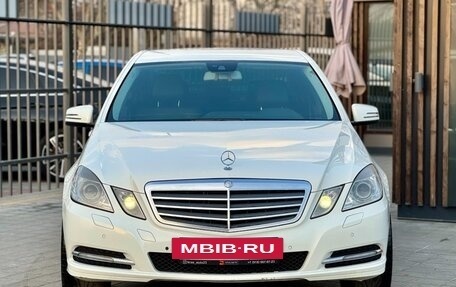 Mercedes-Benz E-Класс, 2010 год, 1 499 000 рублей, 2 фотография