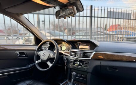 Mercedes-Benz E-Класс, 2010 год, 1 499 000 рублей, 13 фотография