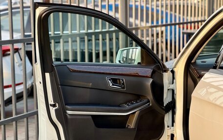 Mercedes-Benz E-Класс, 2010 год, 1 499 000 рублей, 24 фотография