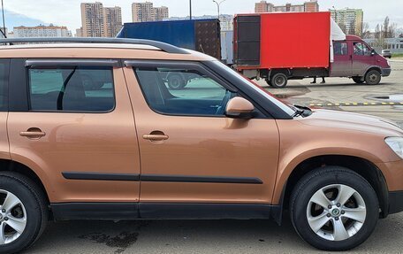 Skoda Yeti I рестайлинг, 2013 год, 800 000 рублей, 3 фотография