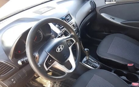 Hyundai Solaris II рестайлинг, 2016 год, 539 000 рублей, 14 фотография