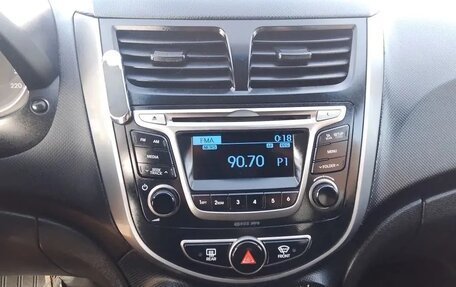 Hyundai Solaris II рестайлинг, 2016 год, 539 000 рублей, 22 фотография