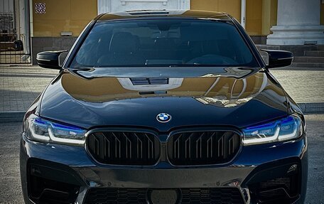 BMW 5 серия, 2019 год, 3 900 000 рублей, 3 фотография