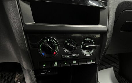 Skoda Rapid I, 2018 год, 1 125 000 рублей, 17 фотография