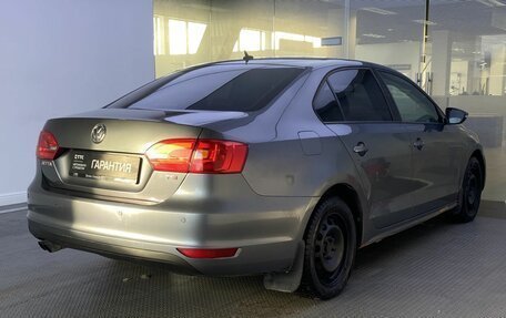 Volkswagen Jetta VI, 2011 год, 779 000 рублей, 6 фотография