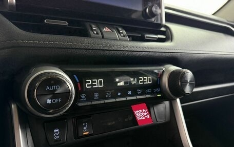 Toyota RAV4, 2021 год, 3 350 000 рублей, 17 фотография